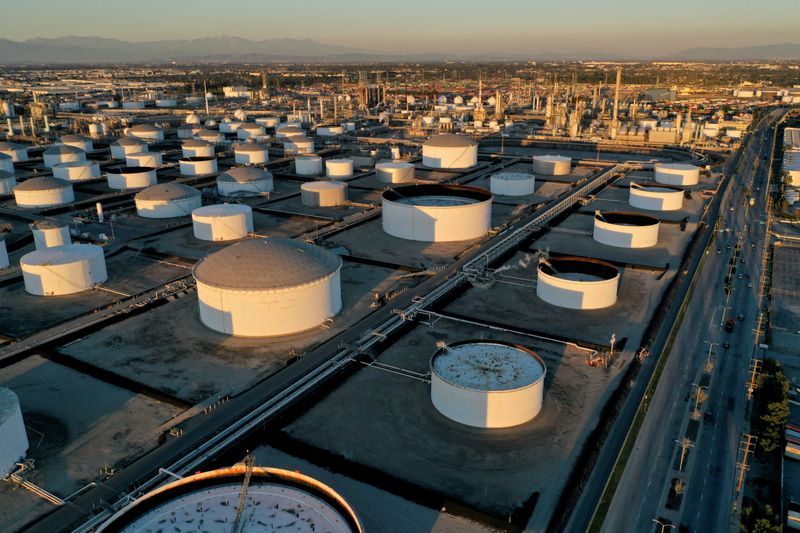 Dầu sụt giảm 7% khi các kế hoạch của Mỹ ghi nhận việc giải phóng dự trữ dầu thô